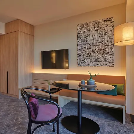 Adina Apartment Hotel Munich-3